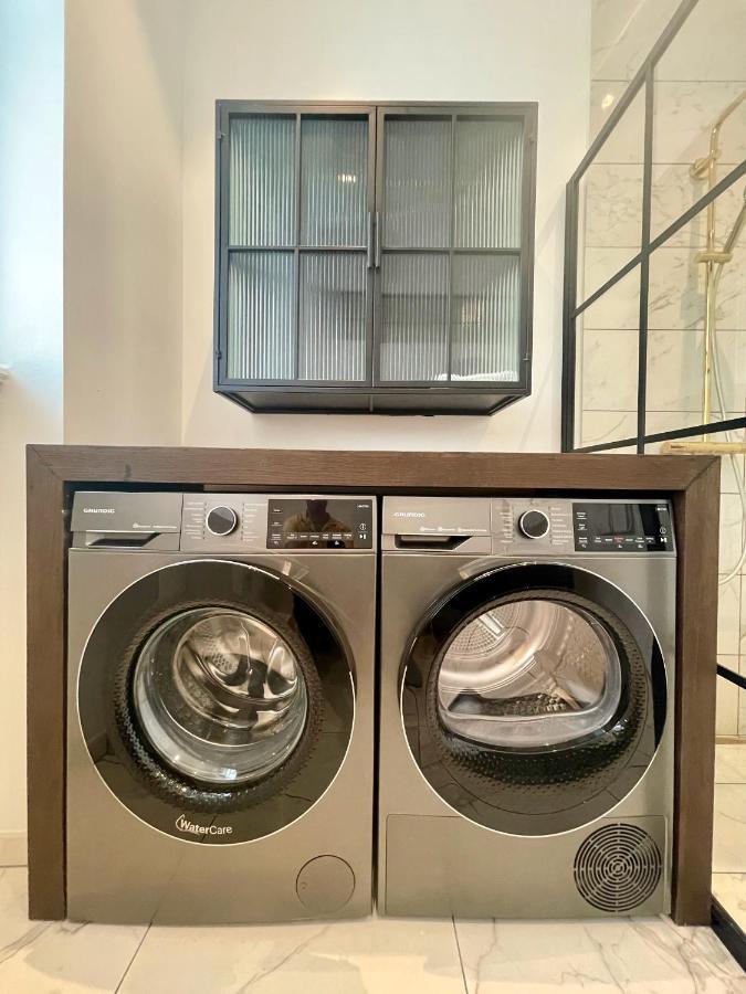 Beautiful 3 Bedroom Flat Next To The Marble Church * Copenhaga