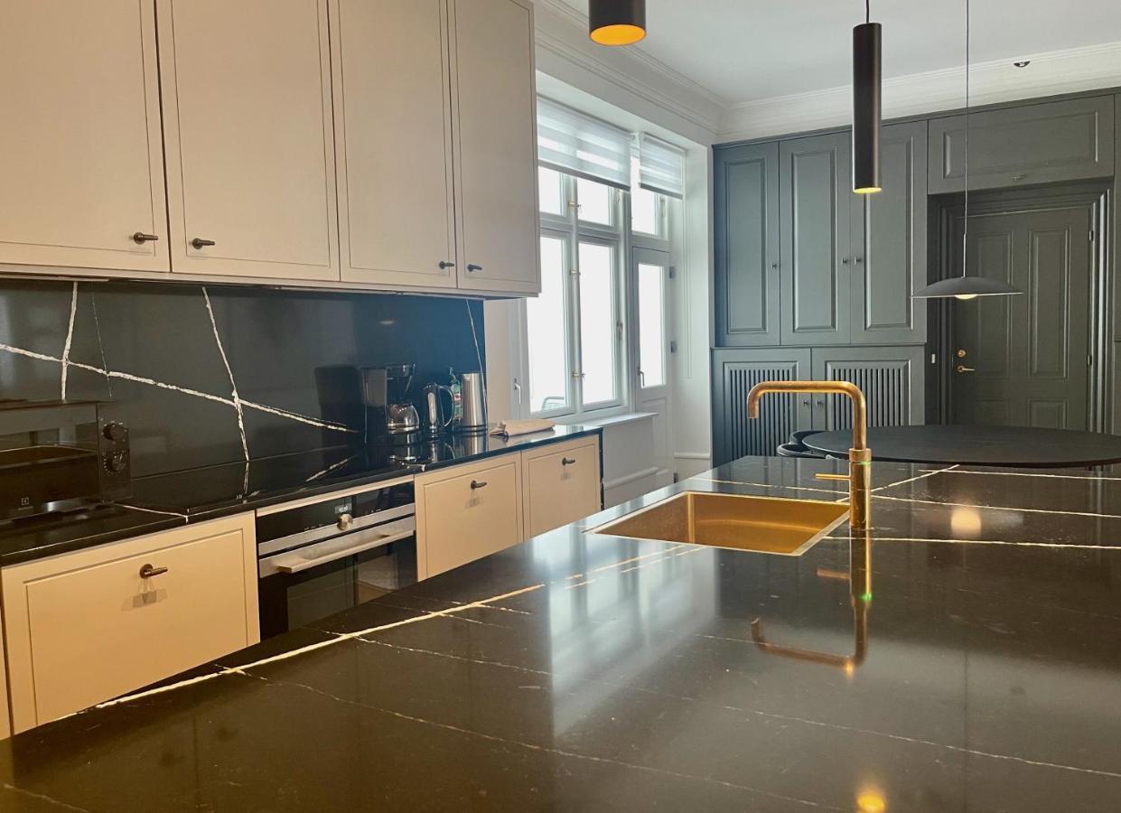 Beautiful 3 Bedroom Flat Next To The Marble Church Apartamento