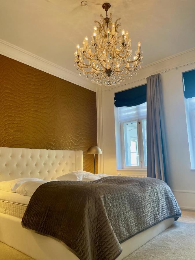 Beautiful 3 Bedroom Flat Next To The Marble Church * Copenhaga