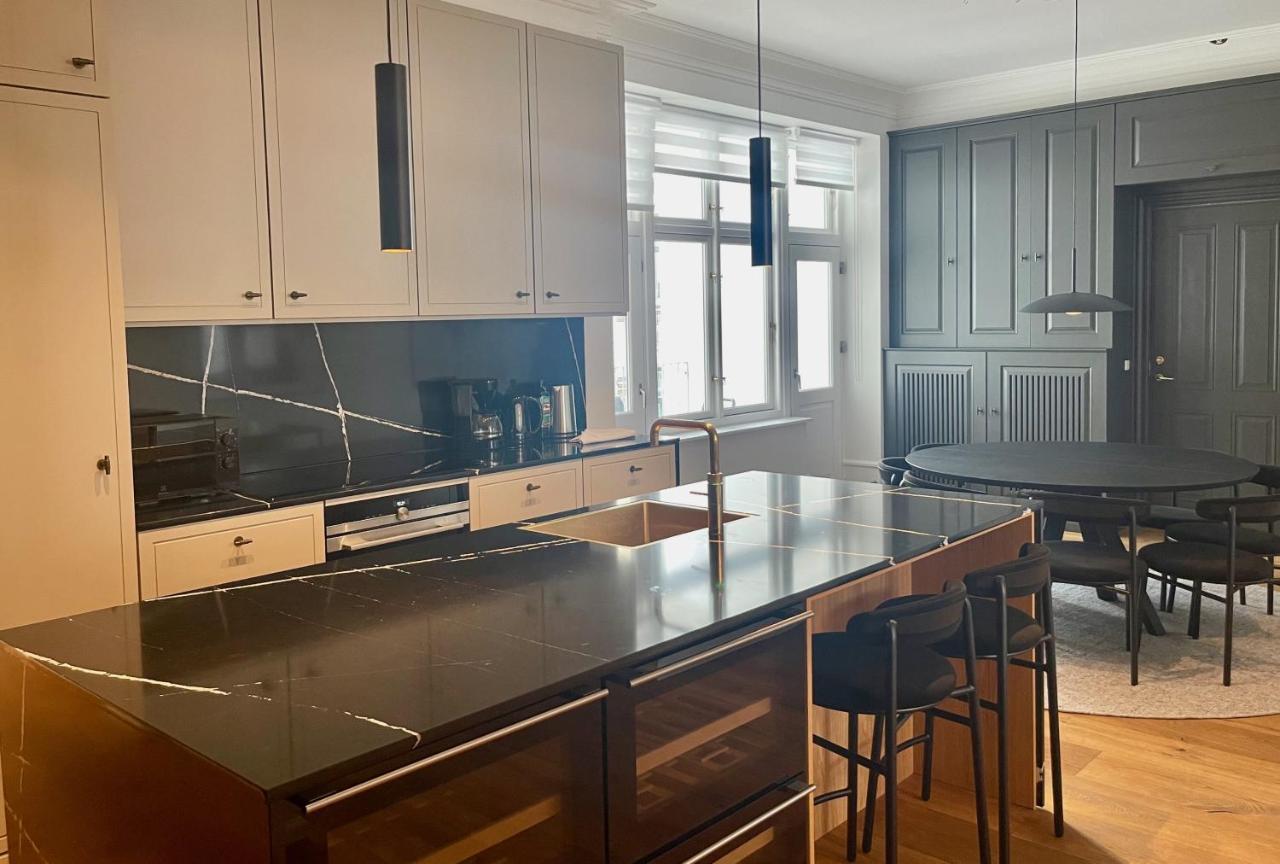 Beautiful 3 Bedroom Flat Next To The Marble Church Apartamento Copenhaga