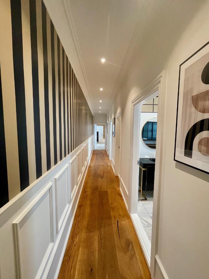 Beautiful 3 Bedroom Flat Next To The Marble Church Copenhaga