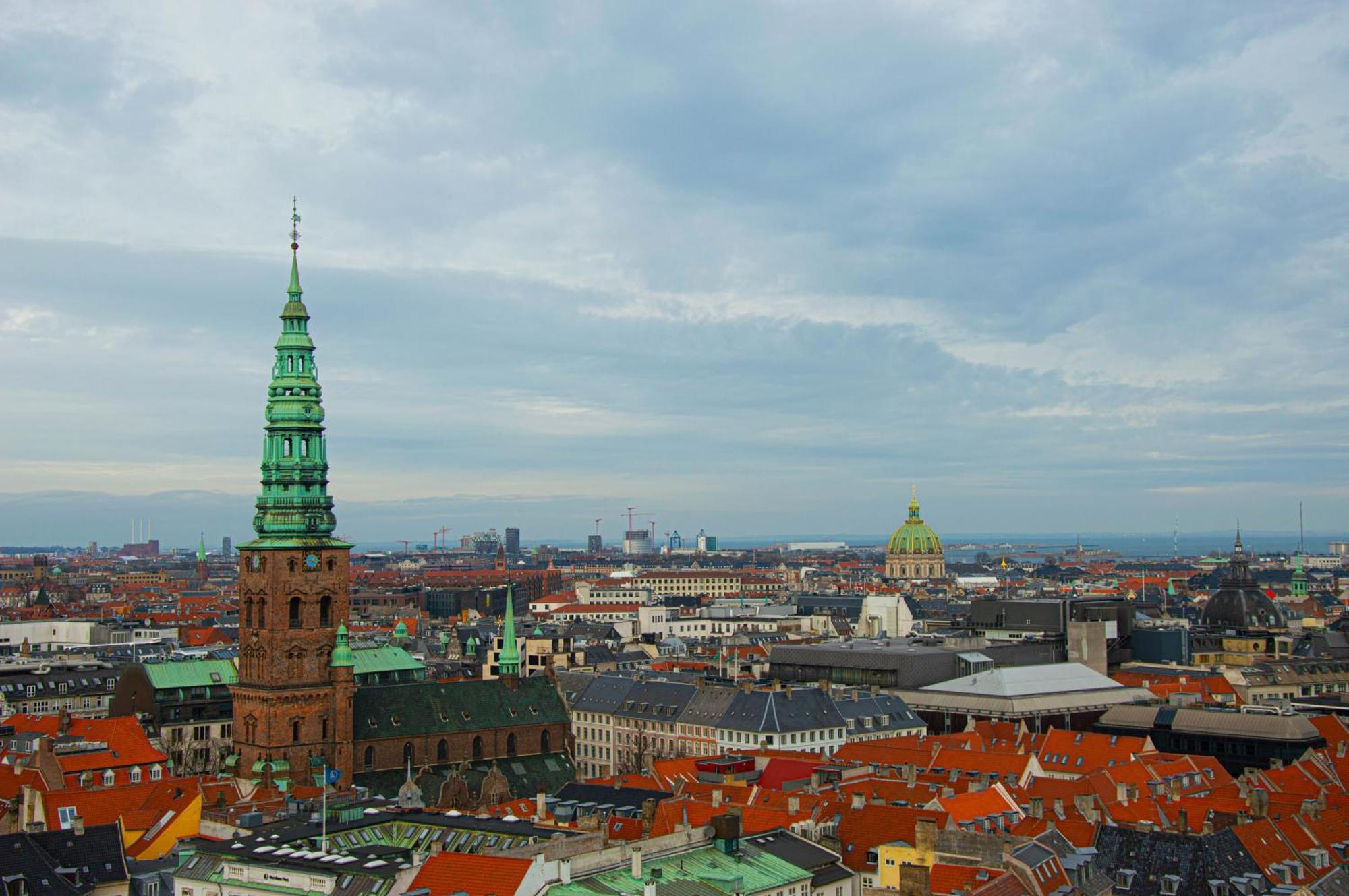 Beautiful 3 Bedroom Flat Next To The Marble Church Copenhaga
